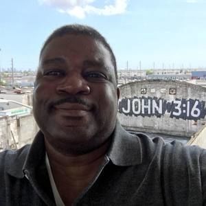 Meet your Posher, Aaron